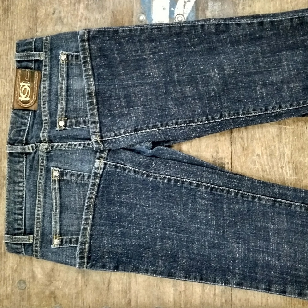 bebe - Picture 2 of 3